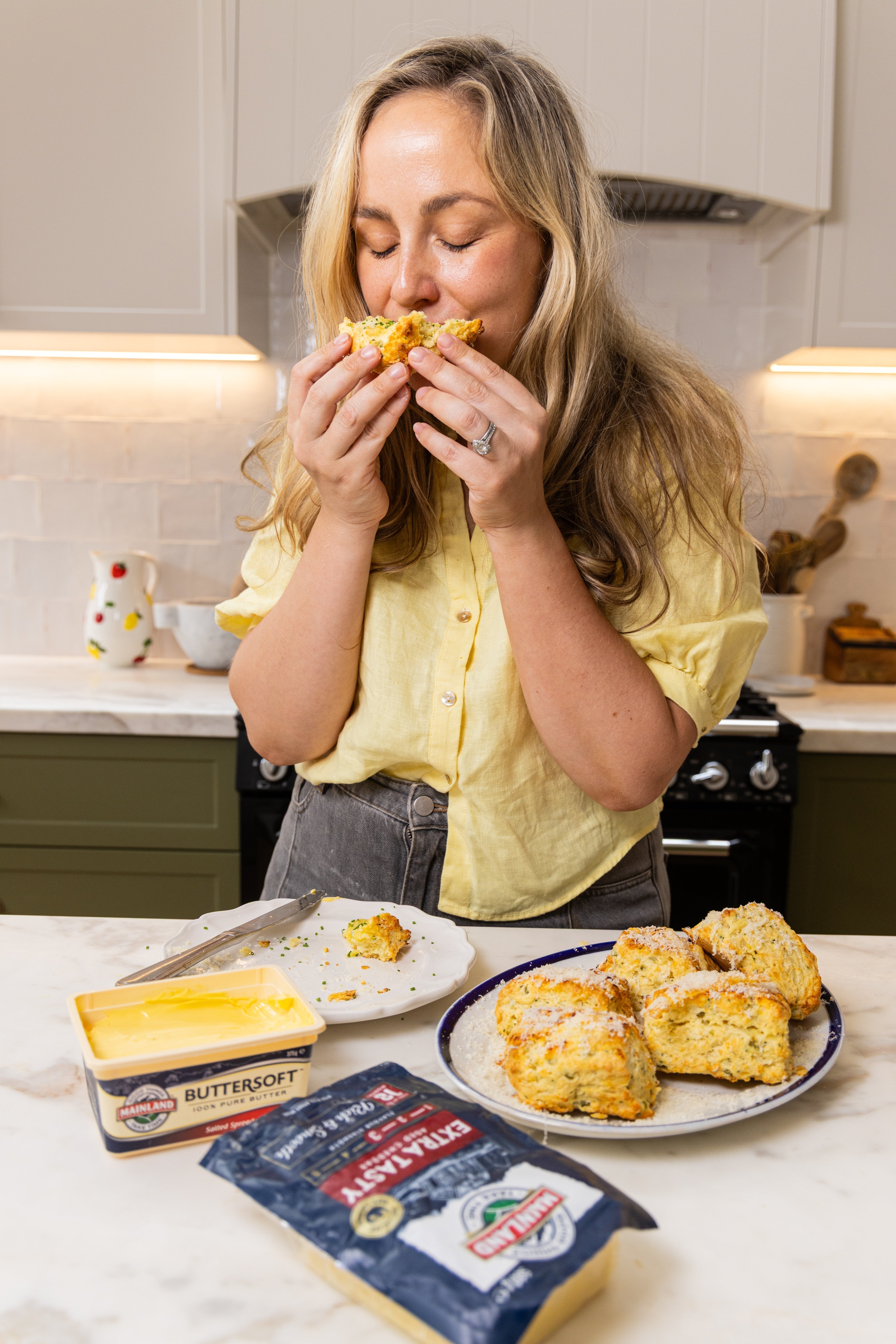Cheese jalapeños scones